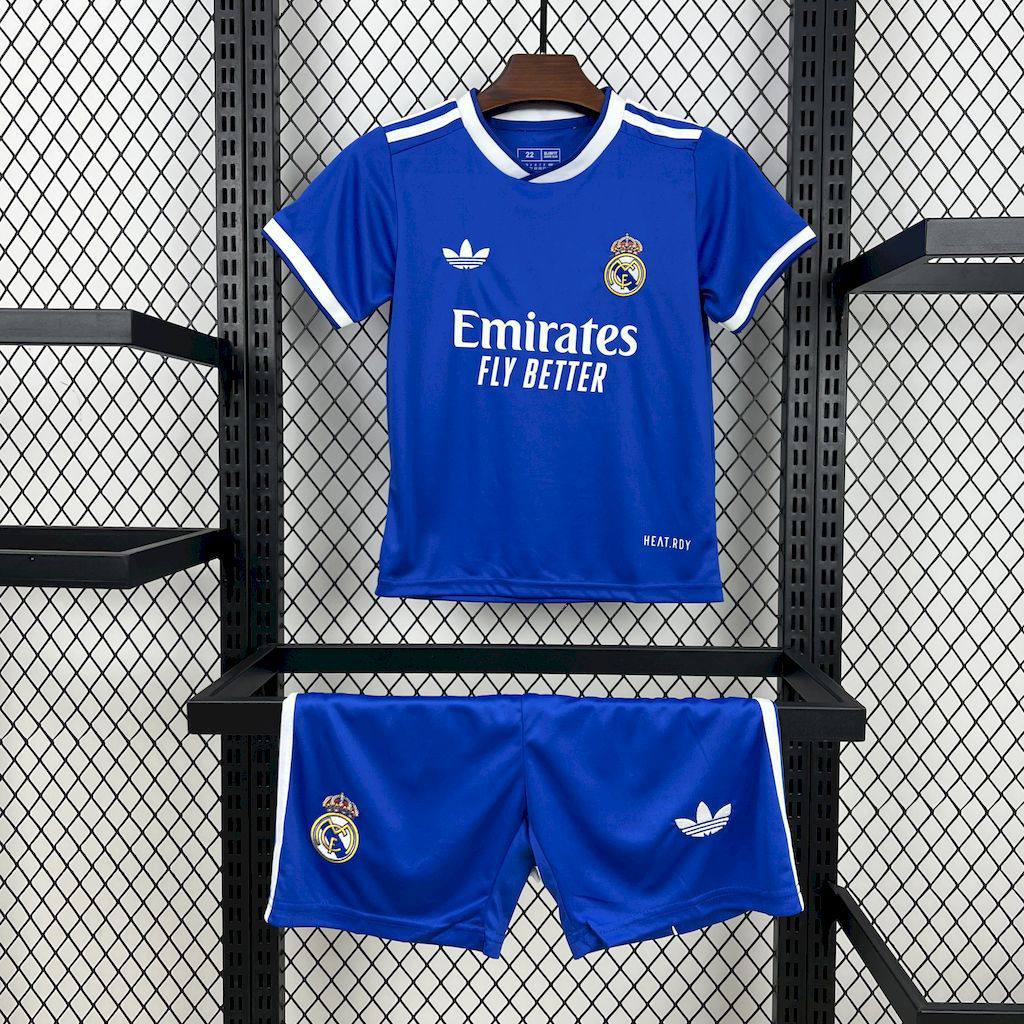 Kit Infantil Real Madrid 25/26 III