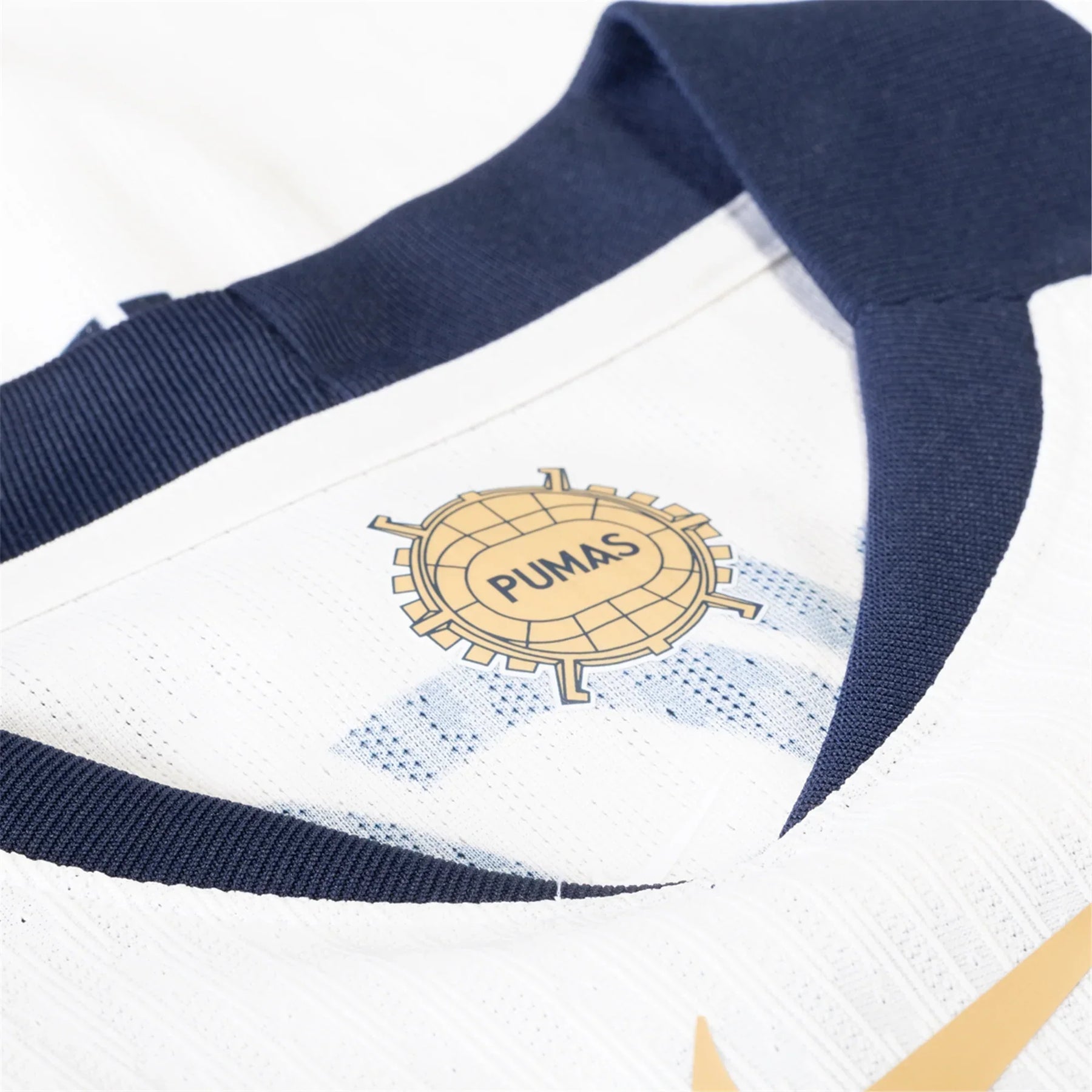 Camiseta Pumas UNAM 25/26 I Casa - Versión Jugador